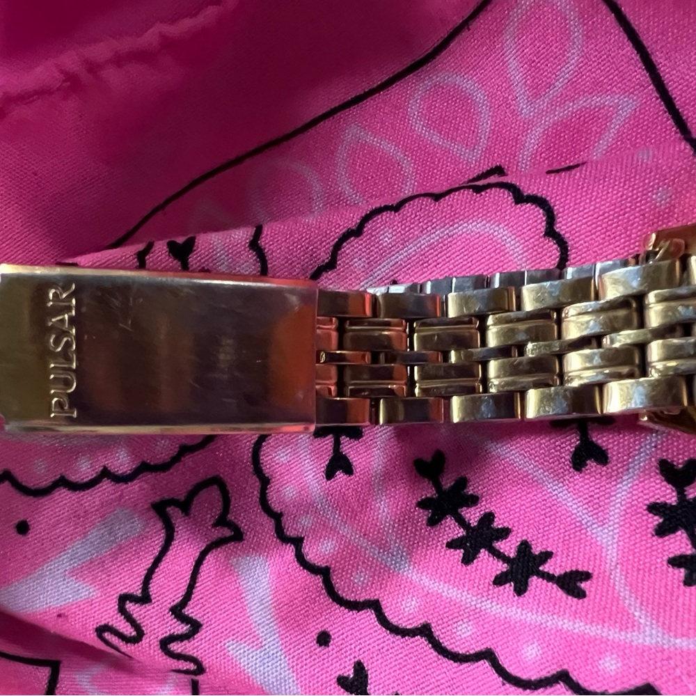 Pulsar Watch - image 3